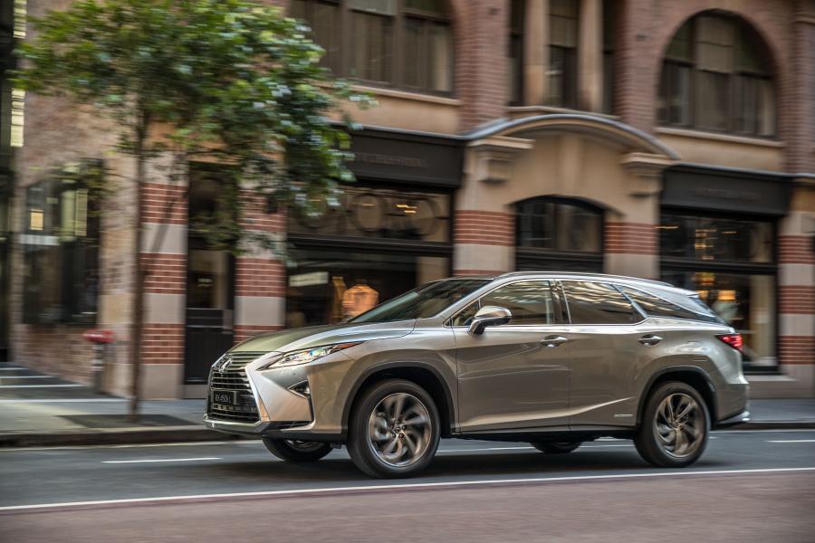  Lexus RX450hL 2018 года  (AU) (фото 7 из 22)